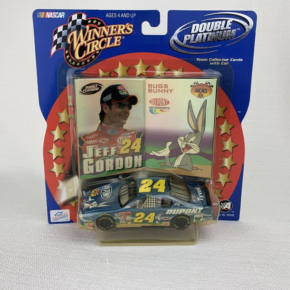 2001 Winner’s Circle Double Platinum‎ Jeff Gordon 24 Dupont Looney Tunes Nascar